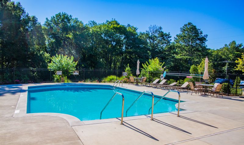 Get a Concrete Pool Installed by Pros!